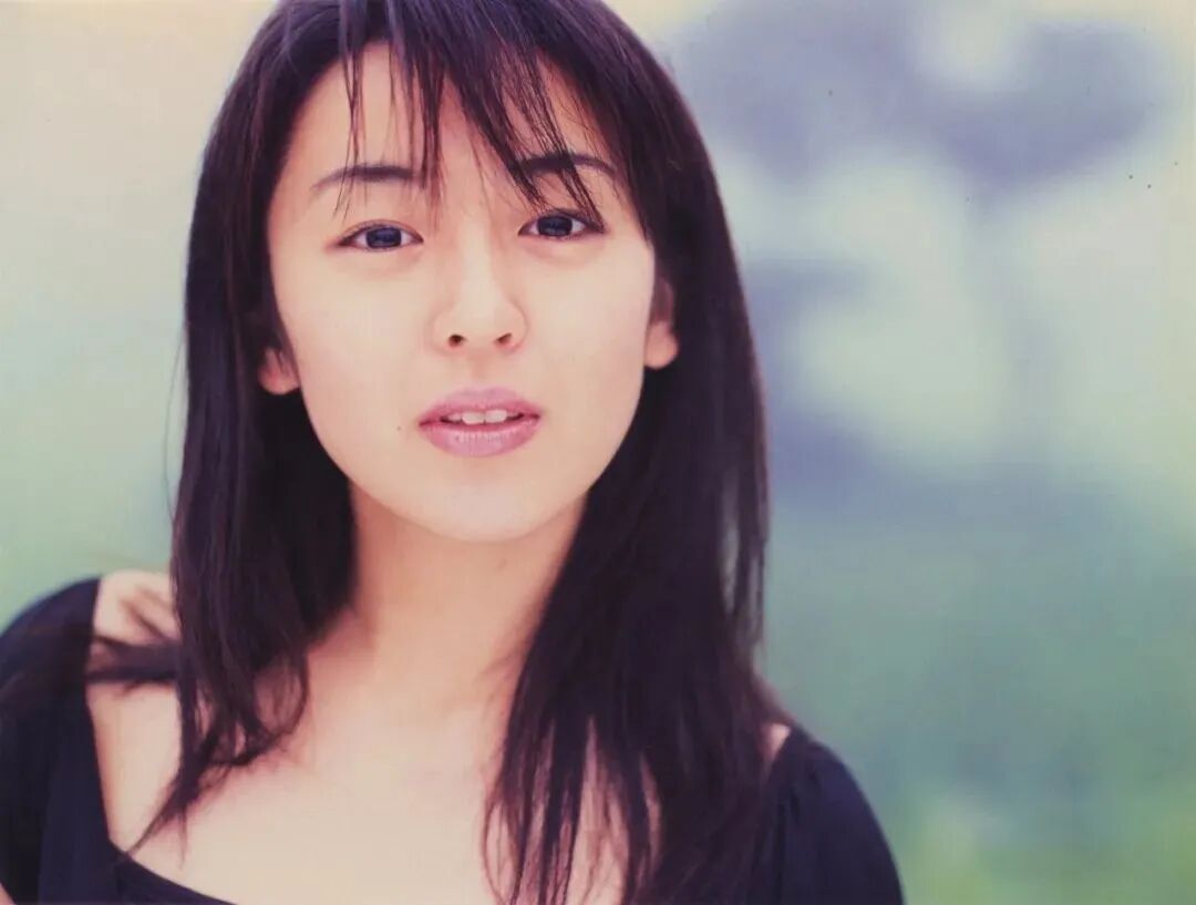 饭岛直子 三野莽夫 基金研究投资网