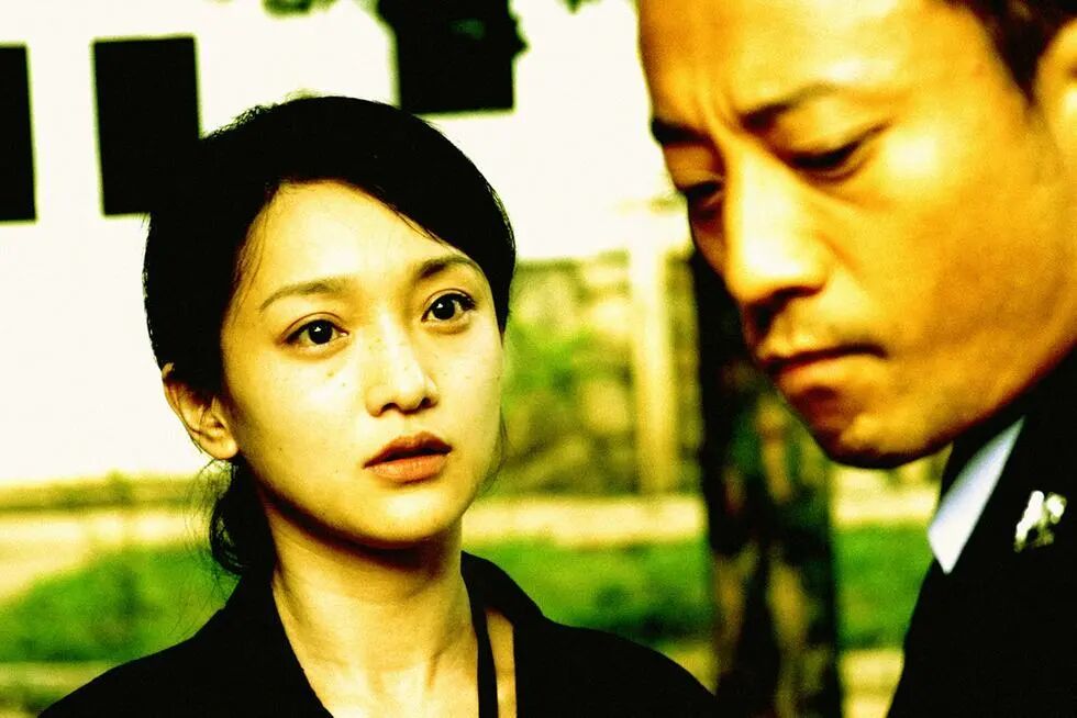 今天女主角就是人见人爱的"周公子"周迅旅拍菌超级喜欢她身上那种自在