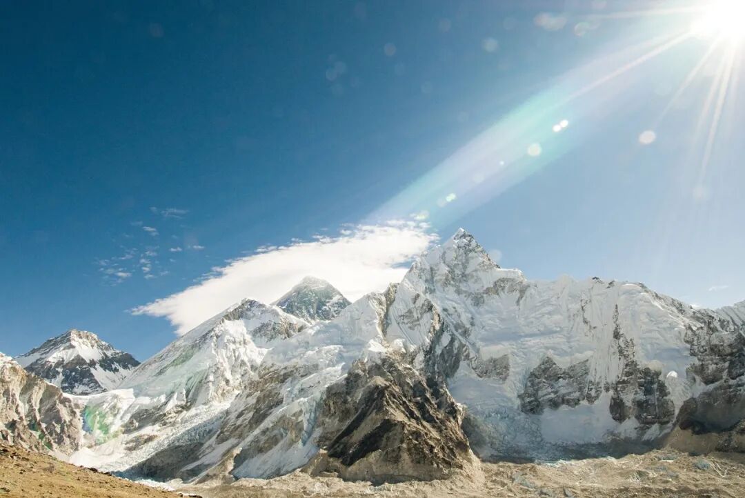 西藏的天堂在哪里_西藏哪个地方离天堂最近_尺尊公主