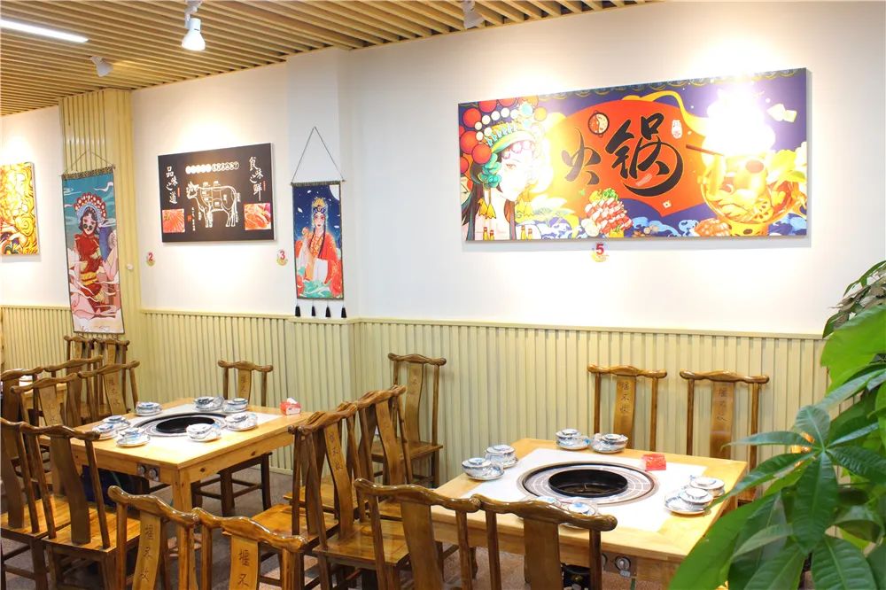 【連鎖品牌|老少皆宜|紅燊曉江楠清湯黃牛肉】88元享門市價244元清湯黃牛肉套餐!一鍵帶你開啟邊烤邊涮新吃法!