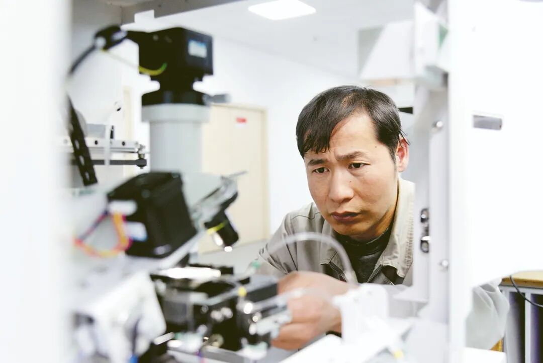 医院尿检仪器怎么卖尿检结果立等可取！麓谷自动化镜检科技让效率比人工高出十几倍_https://www.jmylbn.com_新闻资讯_第3张