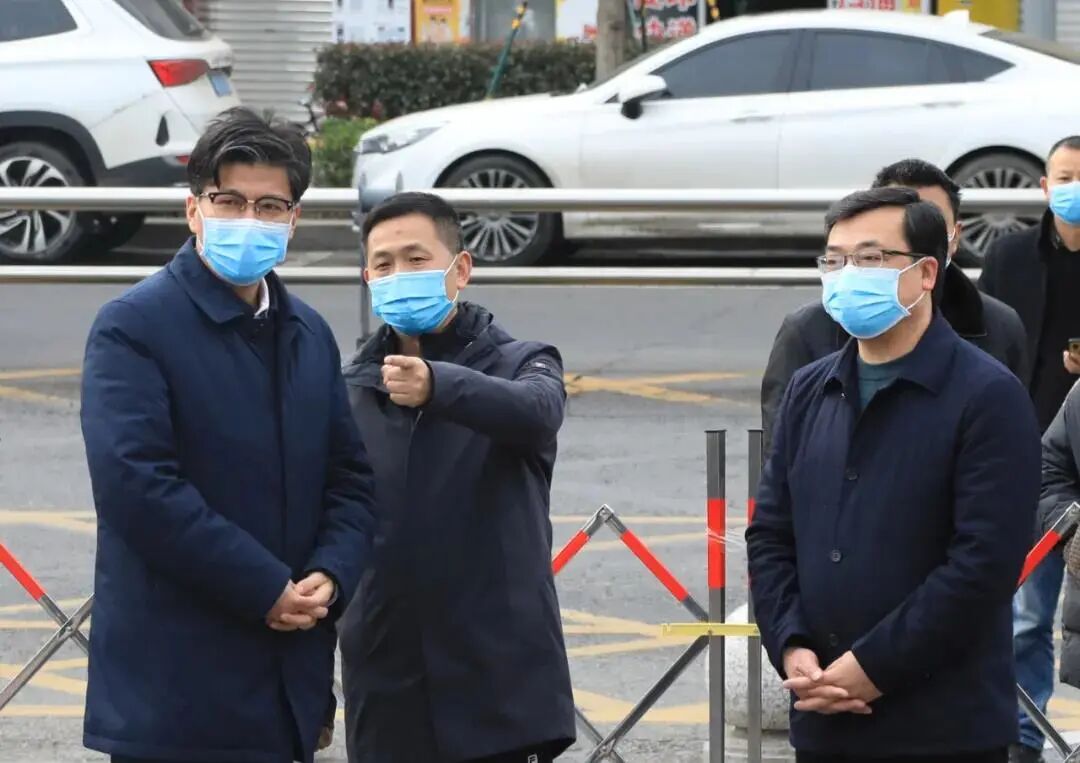 李栋副市长检查绵阳外国语学校2022年春季开学疫情防控和安全工作