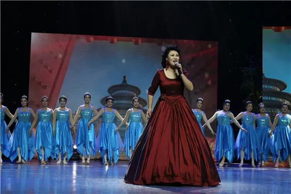 辽宁电视台节目主持人心悦_辽宁卫视主持人心悦_卫视辽宁人心悦主持人名单