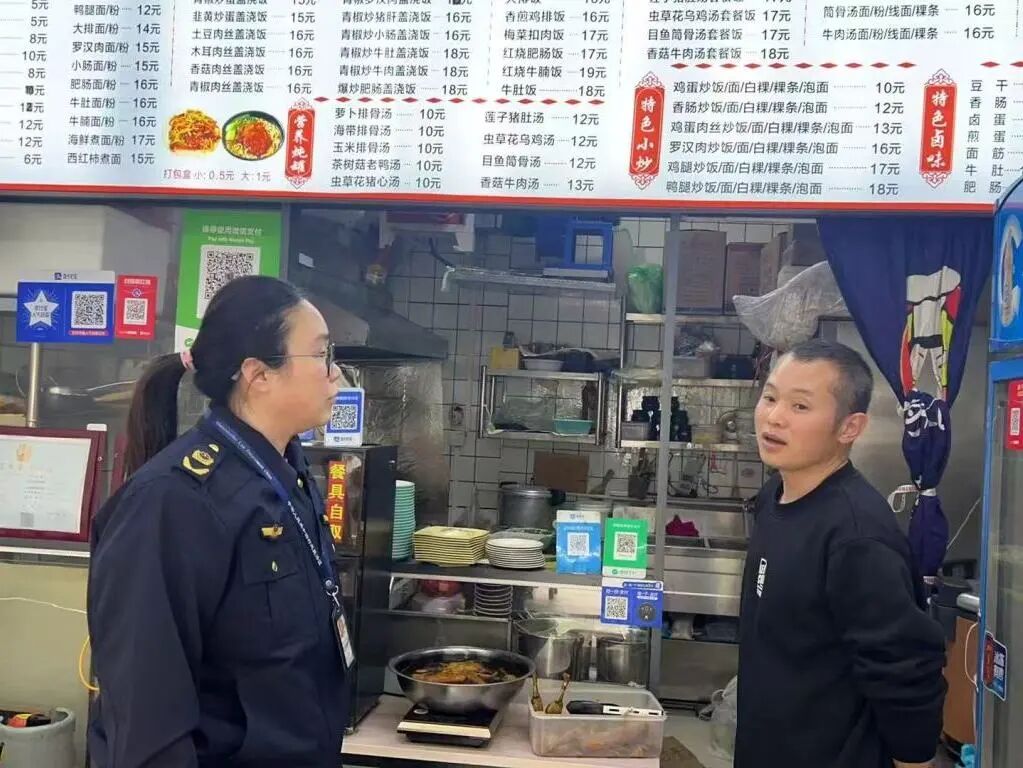 护航公考！福州各级市场监管“暖心上线”，守护考生逐梦之路__护航公考！福州各级市场监管“暖心上线”，守护考生逐梦之路