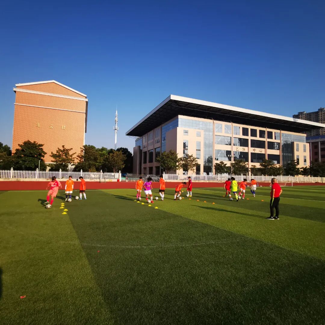 常德市第三中学-中国教育报专题报道 |常德市三中大力发展校园足球
