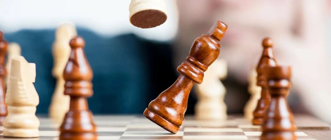 拜耳阿柏西普PK诺华雷珠单抗，上市三年后再迎降价