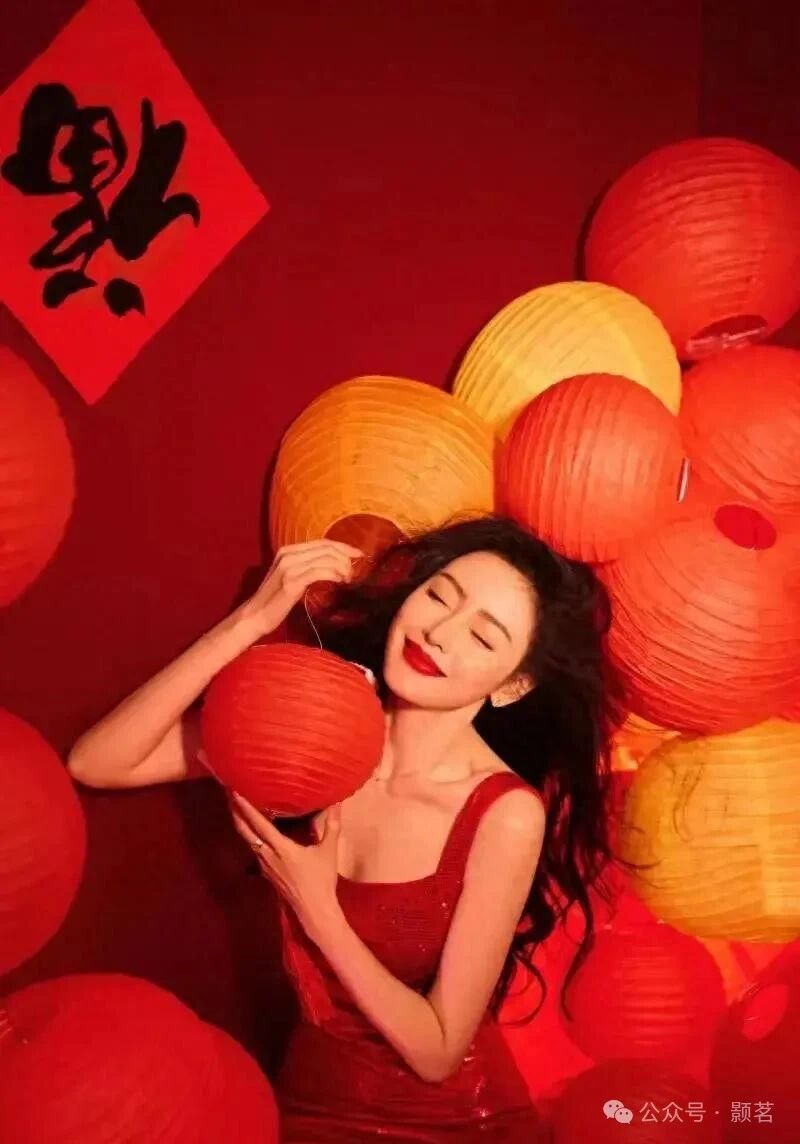 张天爱:容颜甜美如天使,身材娇俏惹人怜