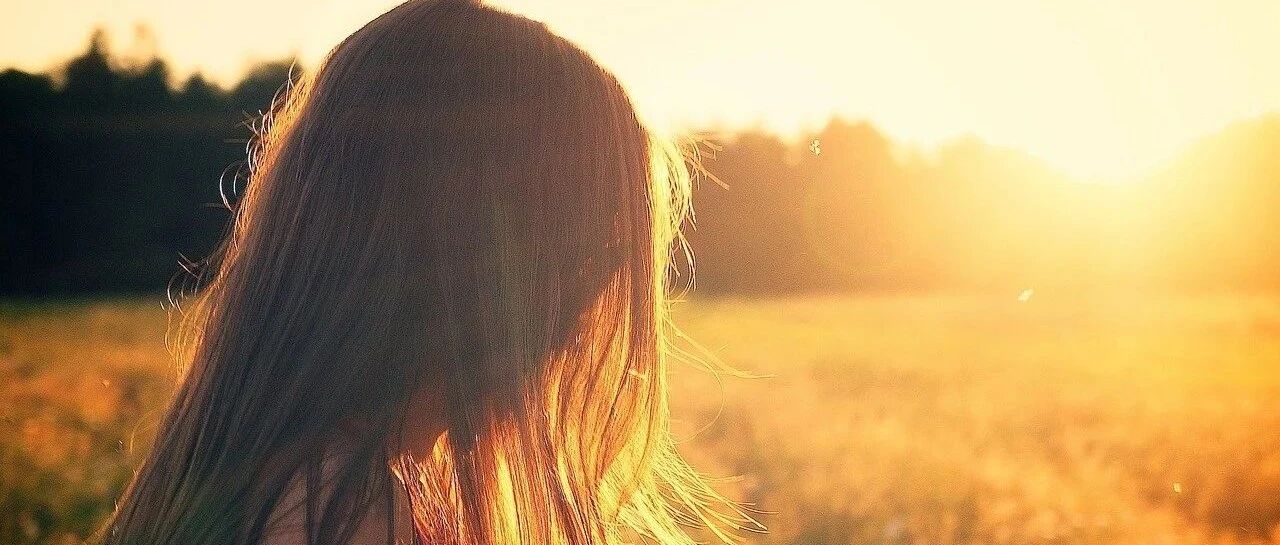 异性关系再好，也不要在微信上这样“称呼”对方，特别是人到中年