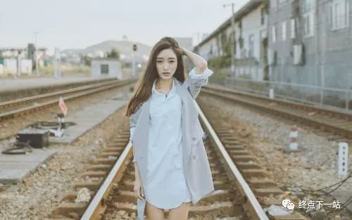 聪明女人生孩子早吗_聪明女人只生一个孩子_聪明女人生孩子有年龄区别吗