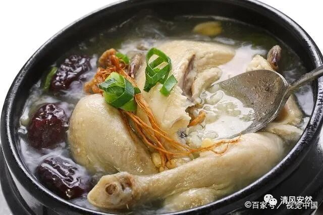 花胶煲鸡汤放什么药材？花胶煲鸡汤的禁忌？