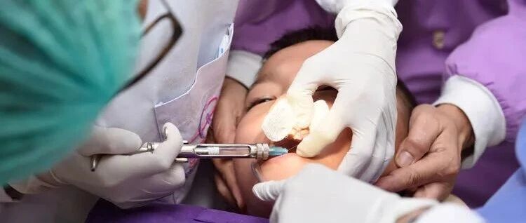 5岁女童拔牙大出血致脑死亡！提醒：这6类人不宜拔牙，风险过高