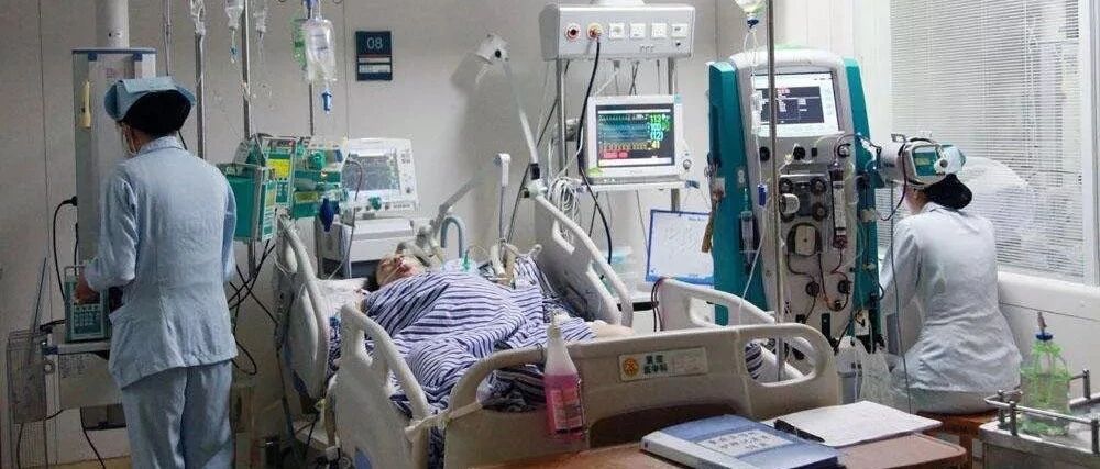 挤痘挤进了ICU，差点丧命！这个地方别乱碰……