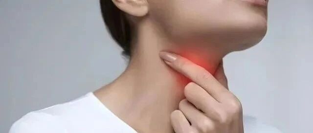 “我是慢性咽炎，为啥叫我做胃镜”？结果查出了食管癌！