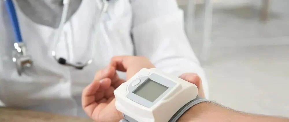 除了规律用药，我们还有哪些对策可以对付高血压？