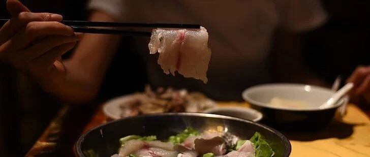 一图读懂：外出就餐安全指南！