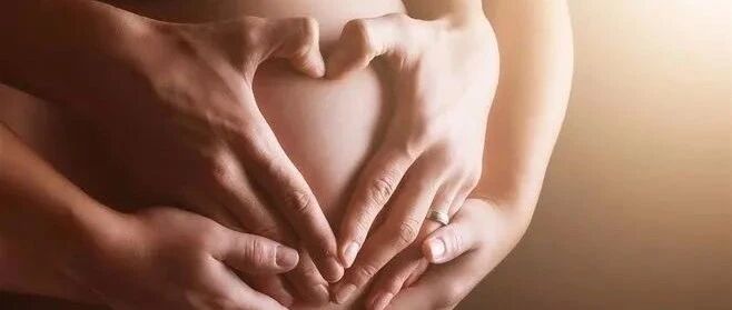 “试管婴儿”后自己又怀孕了，怎么回事？