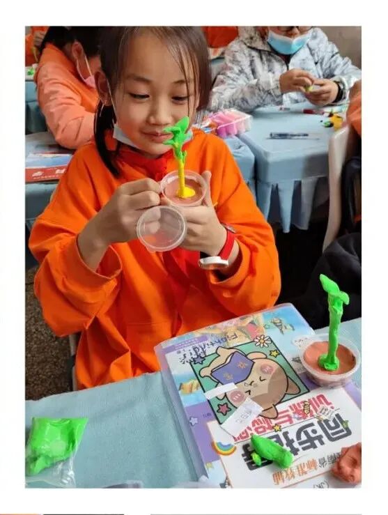 【学校动态】特色作业 智趣飞扬——嵩阳一小特色作业设计之“趣玩科学”