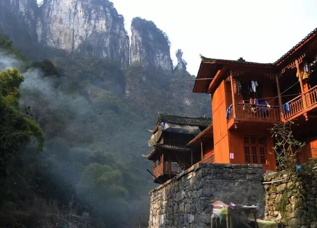 长沙市区到凤凰古城有多远_宜宾市区到蜀南竹海有多远_长沙市区到岳麓山多远