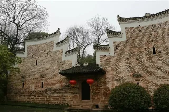 宜宾市区到蜀南竹海有多远_长沙市区到岳麓山多远_长沙市区到凤凰古城有多远