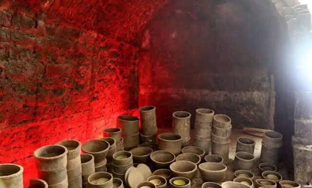 长沙市区到凤凰古城有多远_宜宾市区到蜀南竹海有多远_长沙市区到岳麓山多远