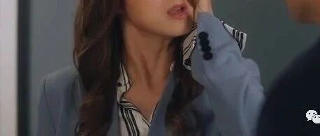 入行23年！TVB女星终于凭新角色爆红，网友对她又爱又恨