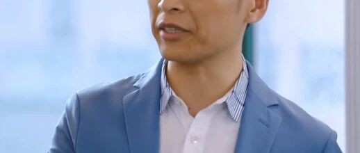 炒作？TVB男星晒与视帝合照直言中招，被网友留言大骂