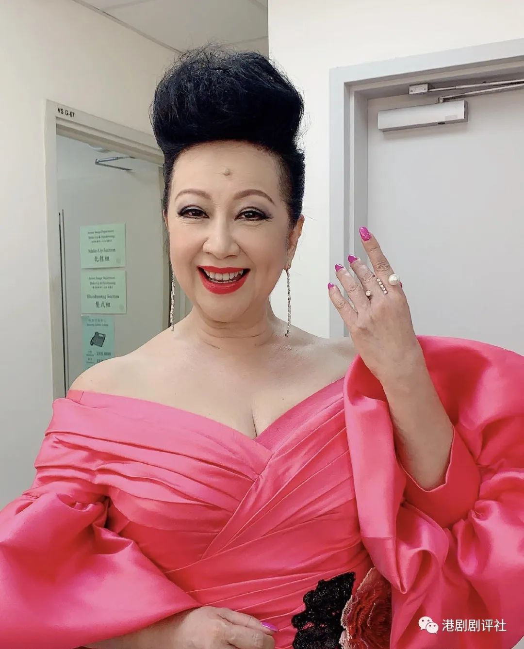 TVB全新古装剧，三位小花担正女主角，最值得期待是她