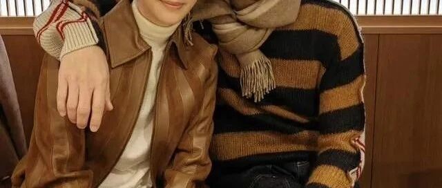 香港恩爱夫妻庆结婚21年，盘点圈内模范夫妻，网友：相信爱情