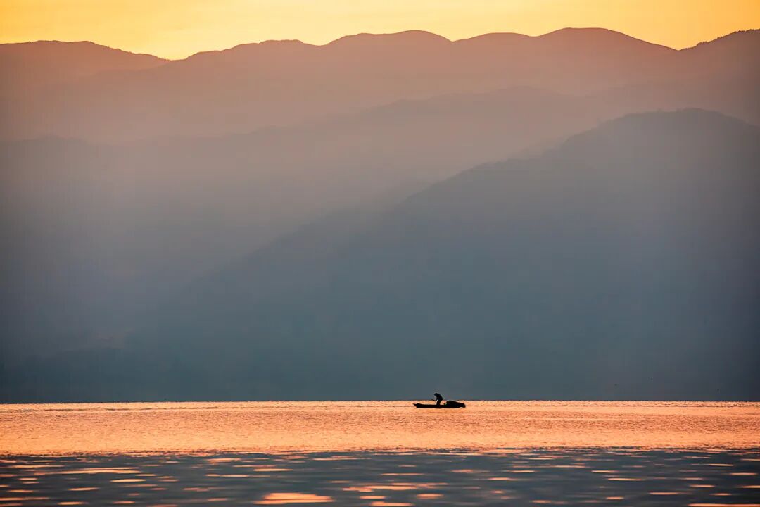 国内“避暑”天花板：游客不足大理的1%，安逸不输成都！均温18℃，不用空调！！严重被低估了......