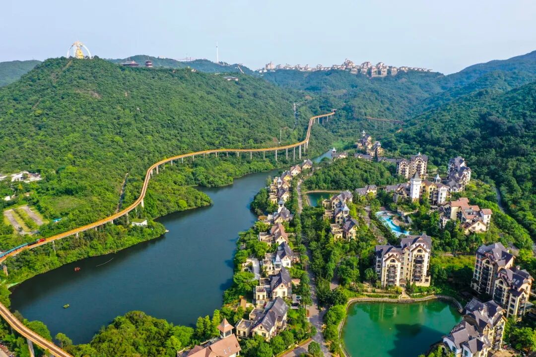 中国唯一没有“农村”的城市：无农民，40年前是小渔村！如今“富可敌国”，每年有500万人挤着来