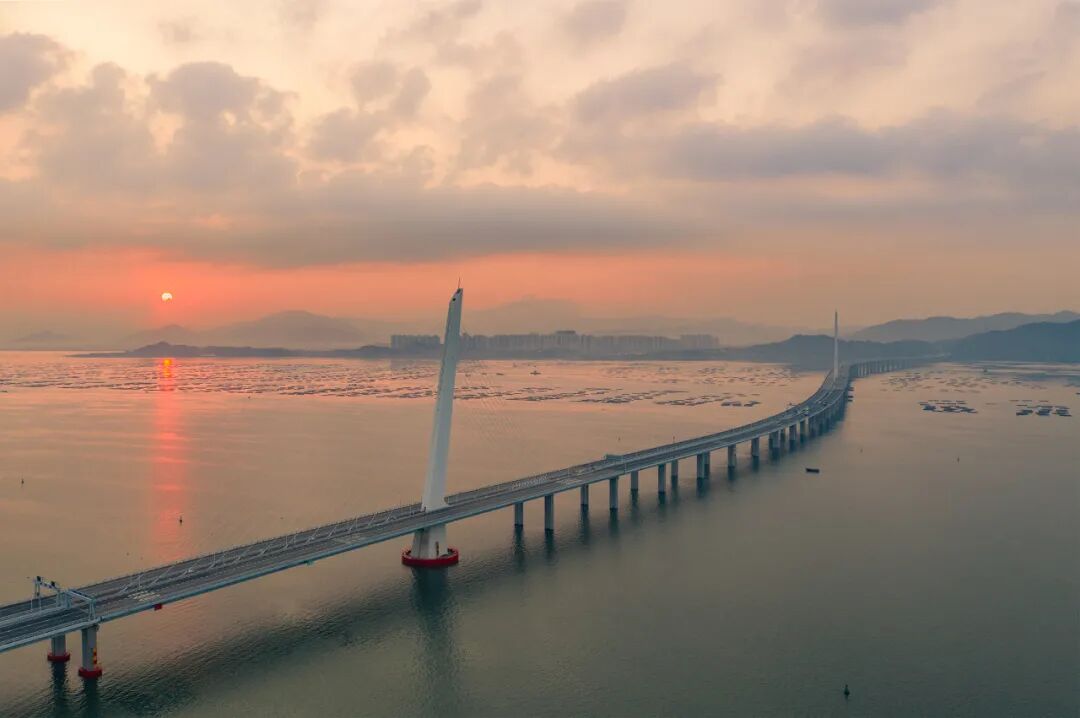 中国唯一没有“农村”的城市：无农民，40年前是小渔村！如今“富可敌国”，每年有500万人挤着来