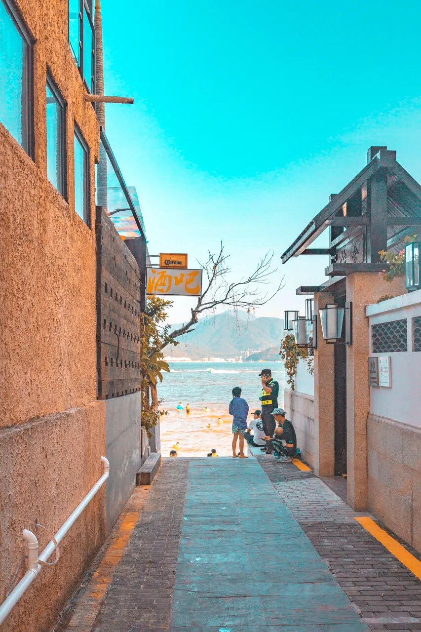 中国唯一没有“农村”的城市：无农民，40年前是小渔村！如今“富可敌国”，每年有500万人挤着来