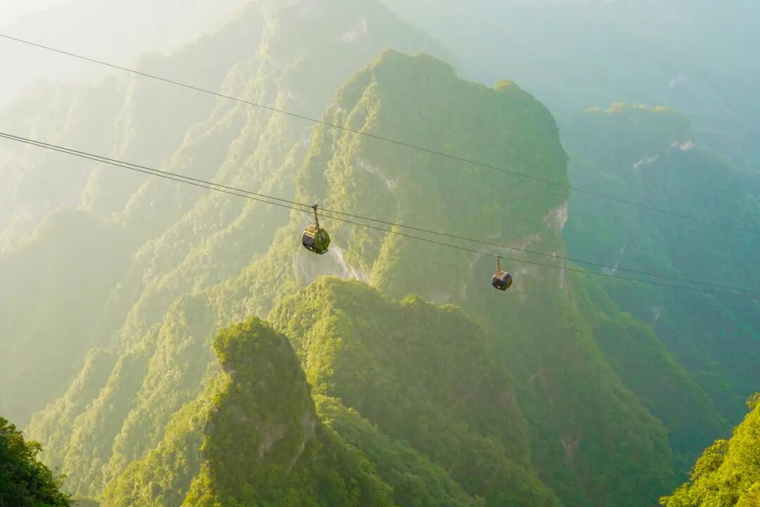 中国又一座城市被老外“占据”，30万老外涌入，竟能使用外币！美到窒息，还是此生必去......