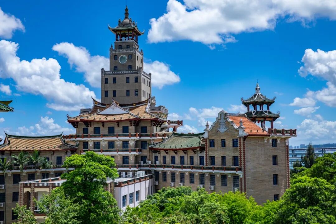 “厦门最美机场”即将关闭，姚晨发文纪念：有些地方错过了，便是永远