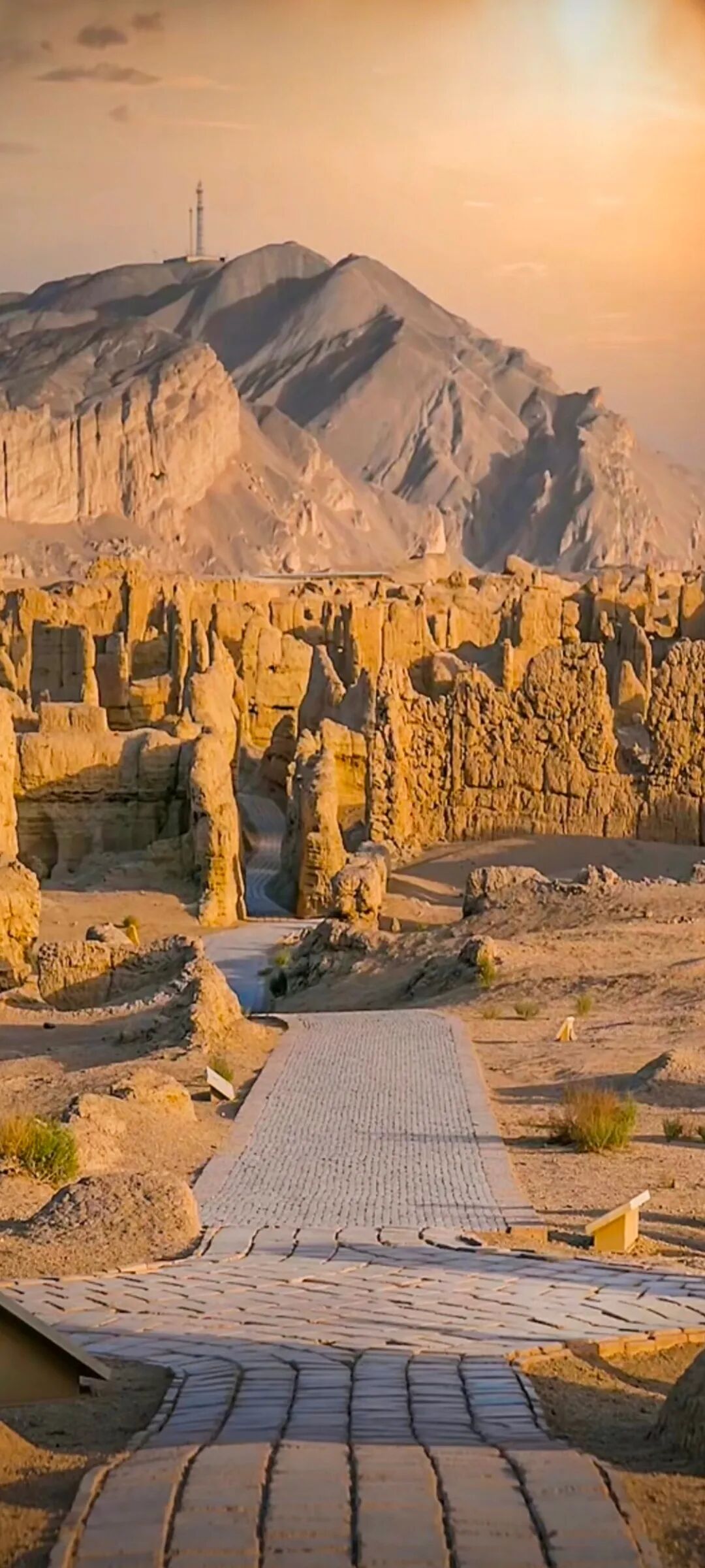 楼兰古城或将永久封闭有些风景一旦错过就是一辈子