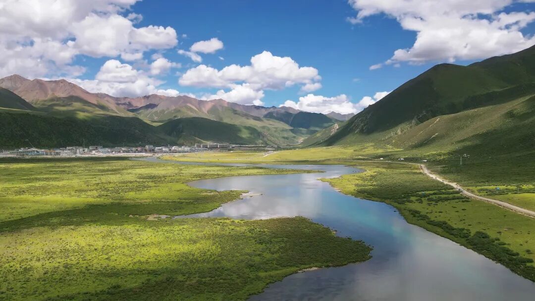 中国唯一没有“树”的城市：种活一棵奖励30万！比韩国大3倍，景色绝美，却无人敢去......