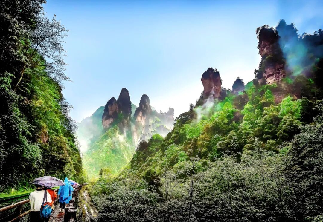 中国又一座城市被老外“占据”，30万老外涌入，竟能使用外币！美到窒息，还是此生必去......