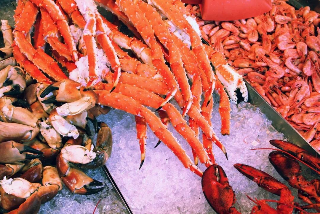 日本排放核污水1天后，这个“禁止出生和死亡”的地方火了：全网0差评，免费上学看病，还对中国免签