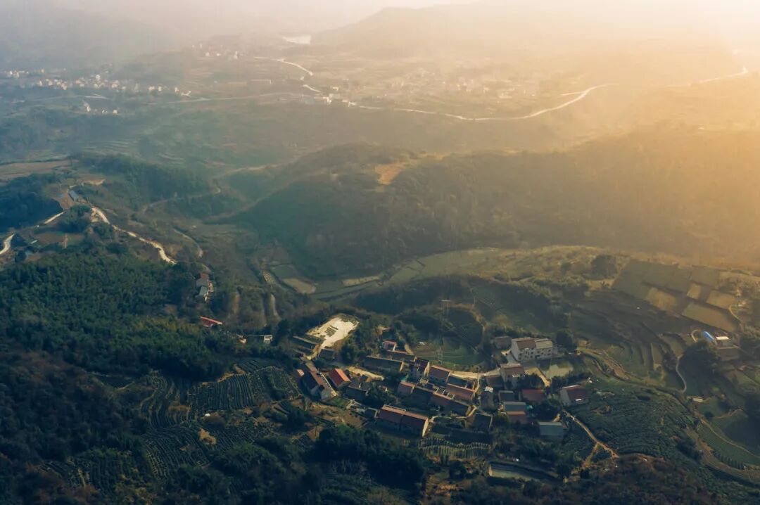 距杭州40min！它被评为全球美食NO.1小城，人均100连吃3天还能不重样，99%的人却都读错了名字！