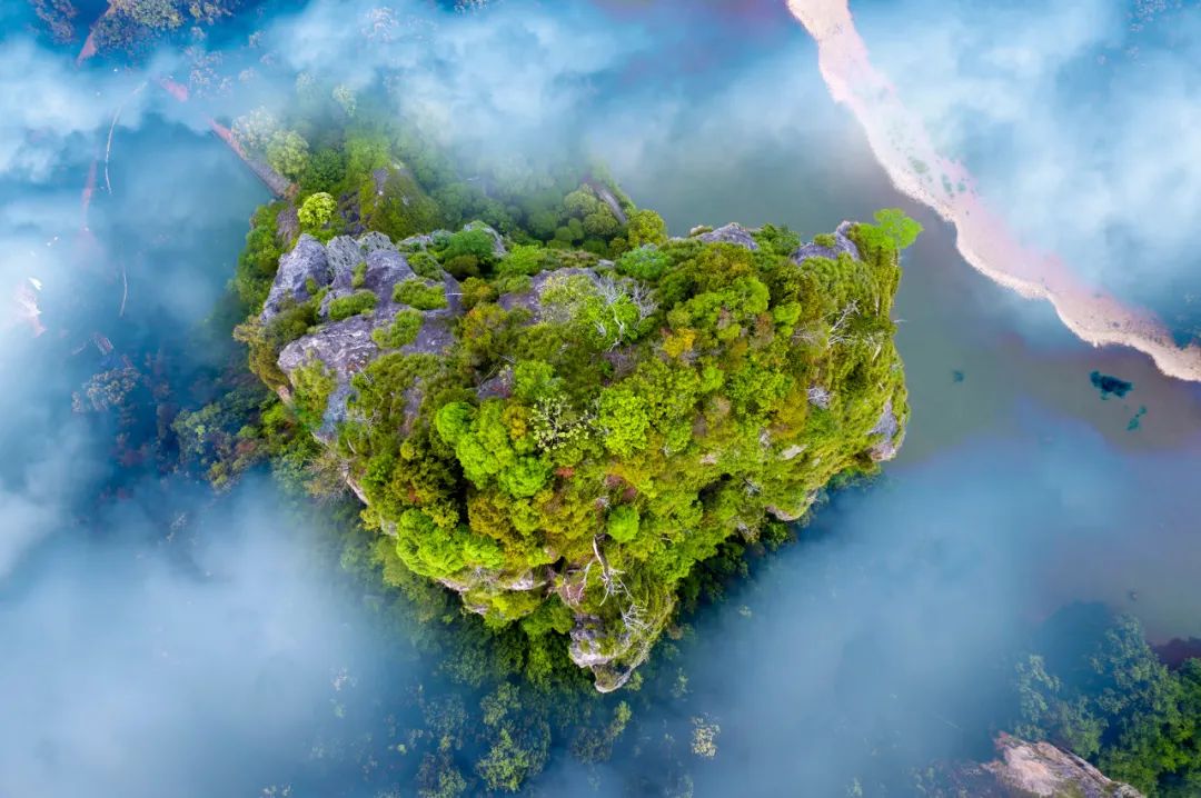 《庆余年2》爆火！这个隐世小城，不输苏杭，被白居易疯狂表白！当地人：求求了，都别来