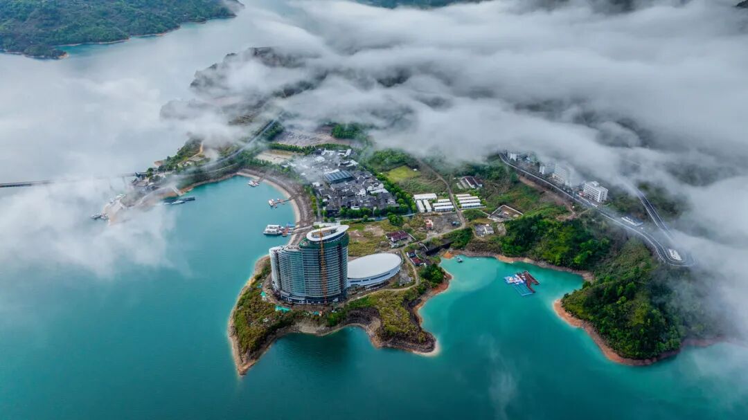 《庆余年2》爆火！这个隐世小城，不输苏杭，被白居易疯狂表白！当地人：求求了，都别来