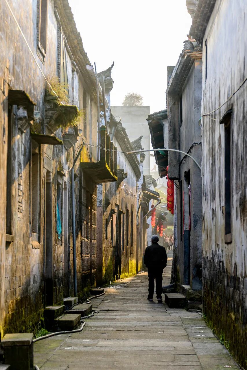 《庆余年2》爆火！这个隐世小城，不输苏杭，被白居易疯狂表白！当地人：求求了，都别来