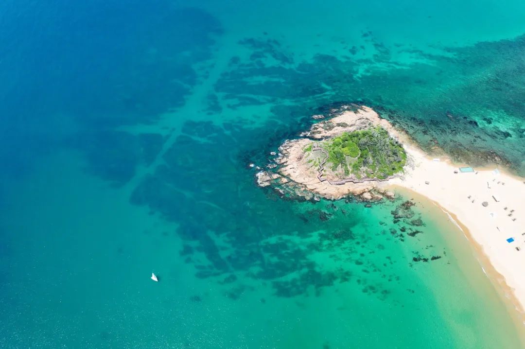 国内“避寒”天花板：游客不足三亚的1%，比万宁小众，被余华疯狂点赞，均温25℃，严重被低估了......