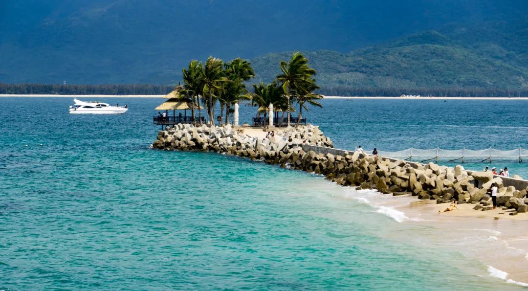 国内“避寒”天花板：游客不足三亚的1%，比万宁小众，被余华疯狂点赞，均温25℃，严重被低估了......