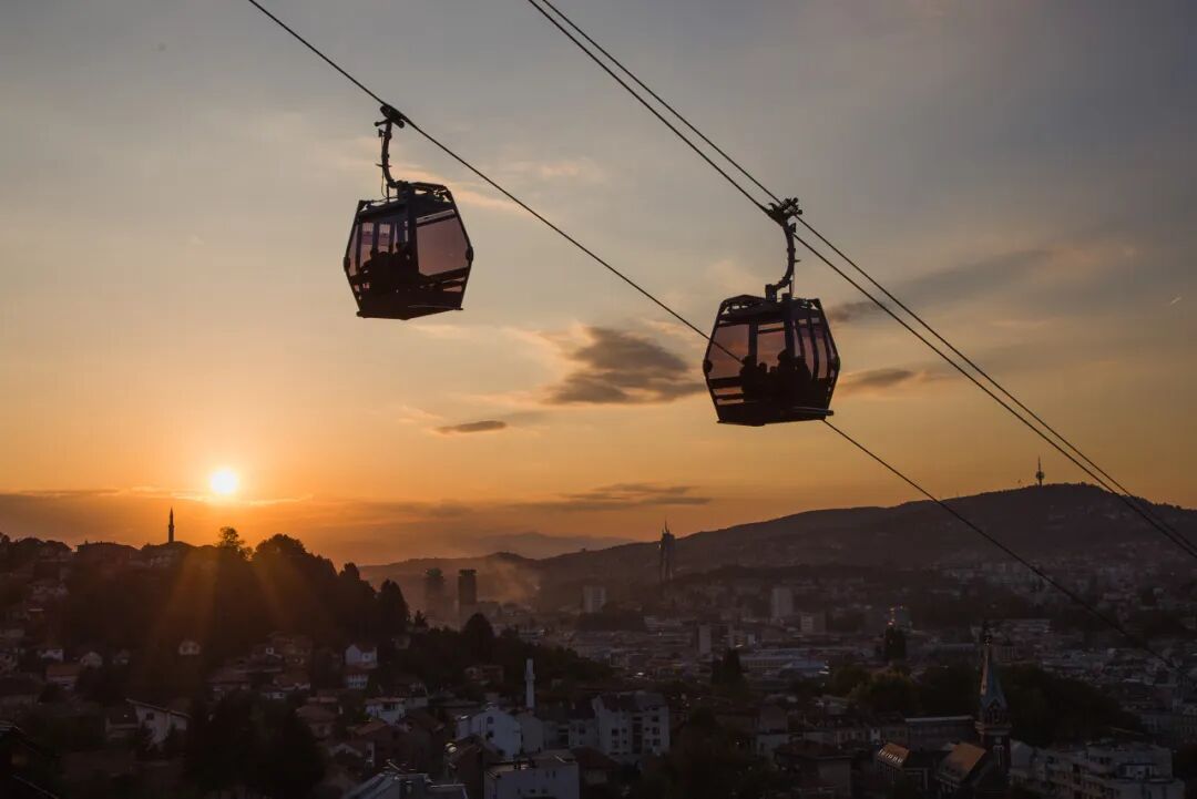 第二个对中国免签的“欧洲国家”来了：不输瑞士，200元住星级酒店！华人遍地，还是此生必去