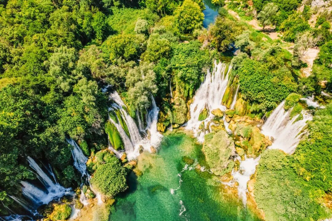 第二个对中国免签的“欧洲国家”来了：不输瑞士，200元住星级酒店！华人遍地，还是此生必去