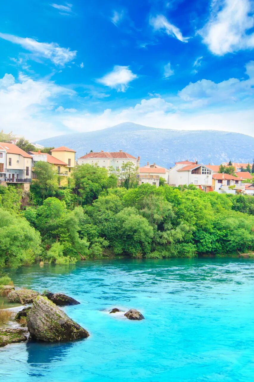 第二个对中国免签的“欧洲国家”来了：不输瑞士，200元住星级酒店！华人遍地，还是此生必去