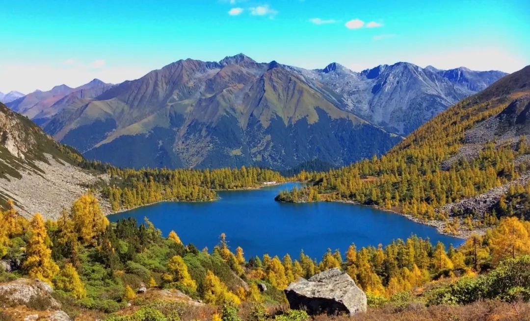 國內唯一敢叫板稻城亞丁的處女秘境，低調景美，鮮為人知.. 旅遊 第19張