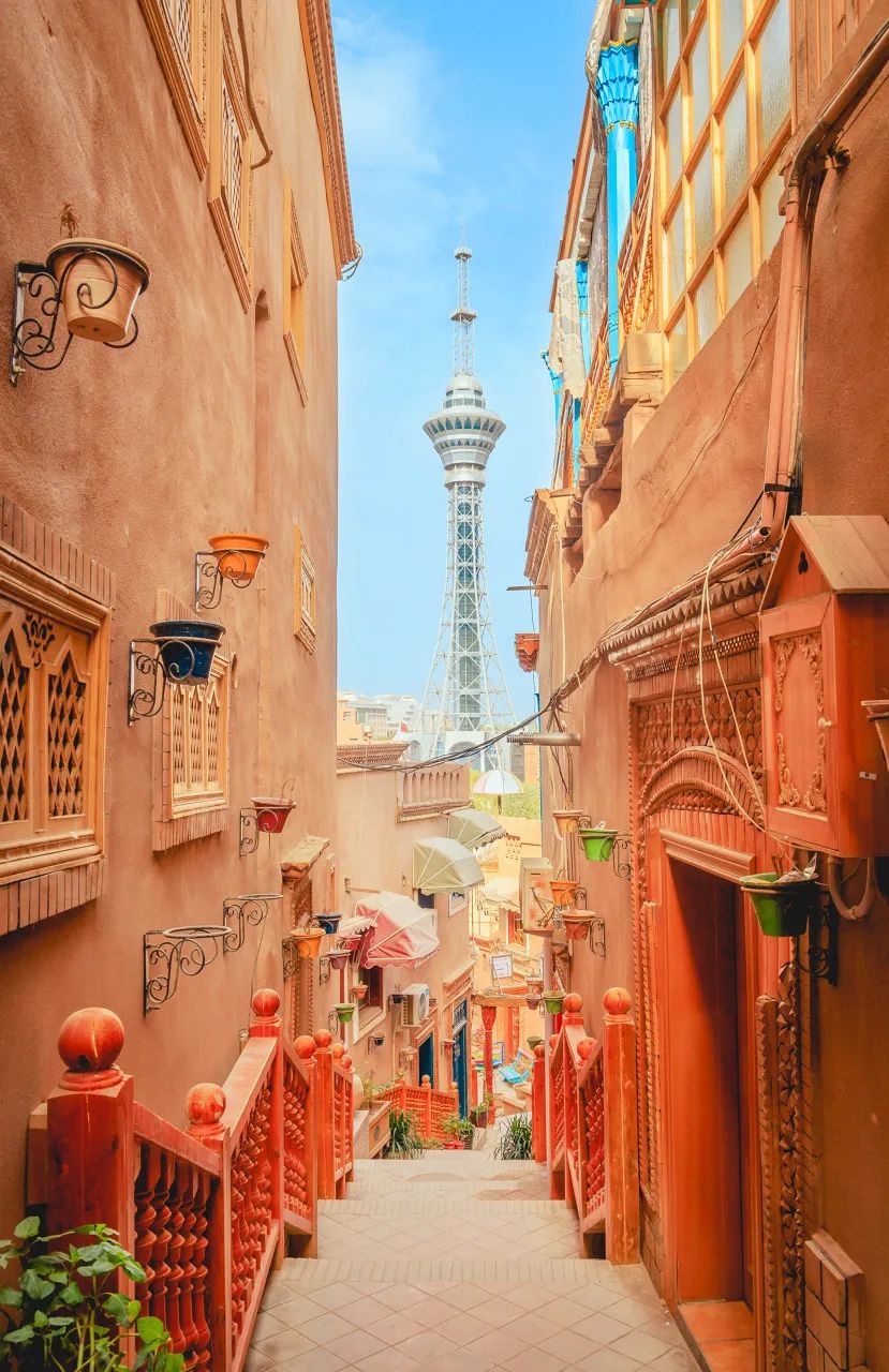 2023年喀什旅游中国最“懒”的城市： 睡到中午12点还嫌早！景色不输摩洛哥，满街美女，却被遗忘千年