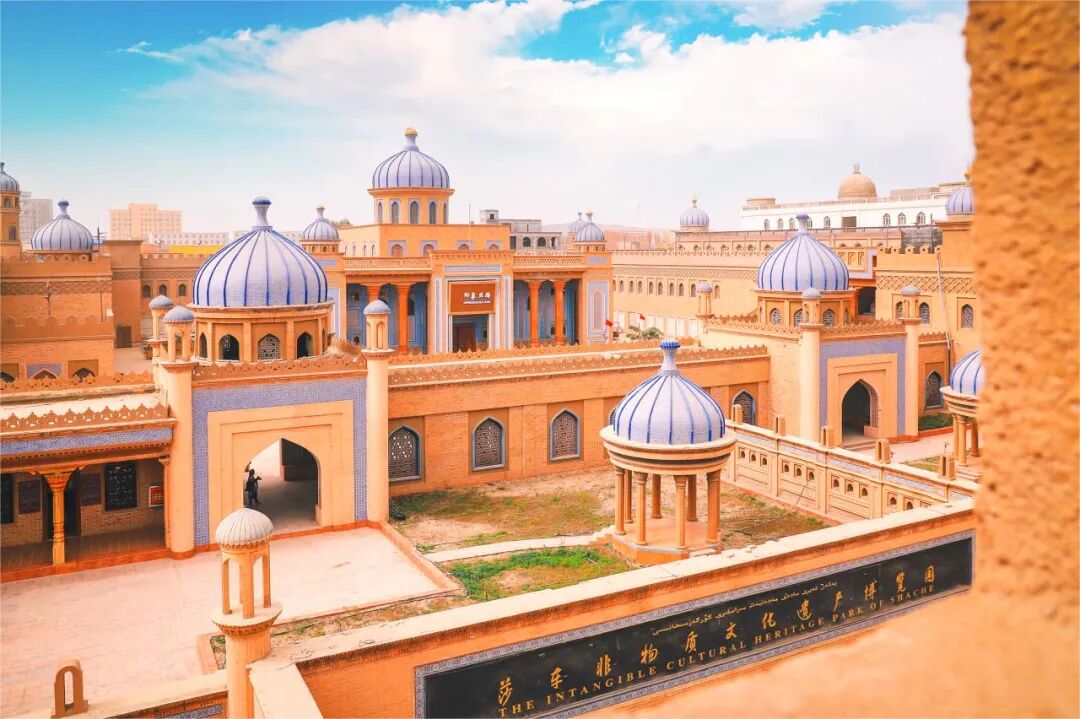 中国最“懒”的城市：睡到中午12点还嫌早！景色不输摩洛哥，满街美女，却被遗忘千年